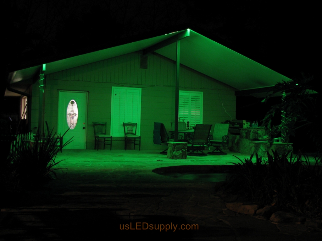 Florida garage patio uses LED lighting and becomes the perfect spot for catered events.