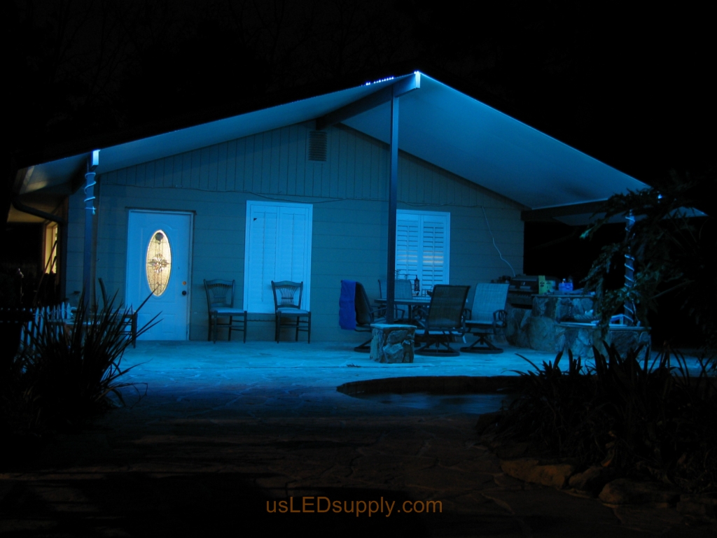 Florida garage patio uses LED lighting and becomes the perfect spot for catered events.