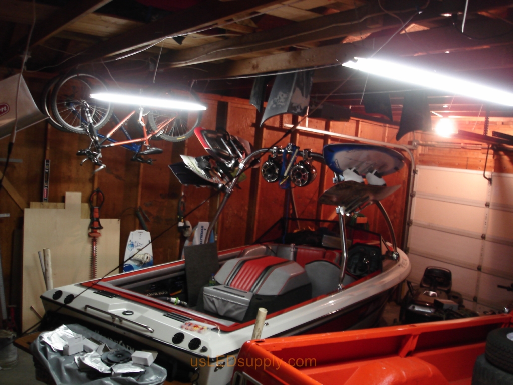 Garage with regular fluorescent Tubes turned on.