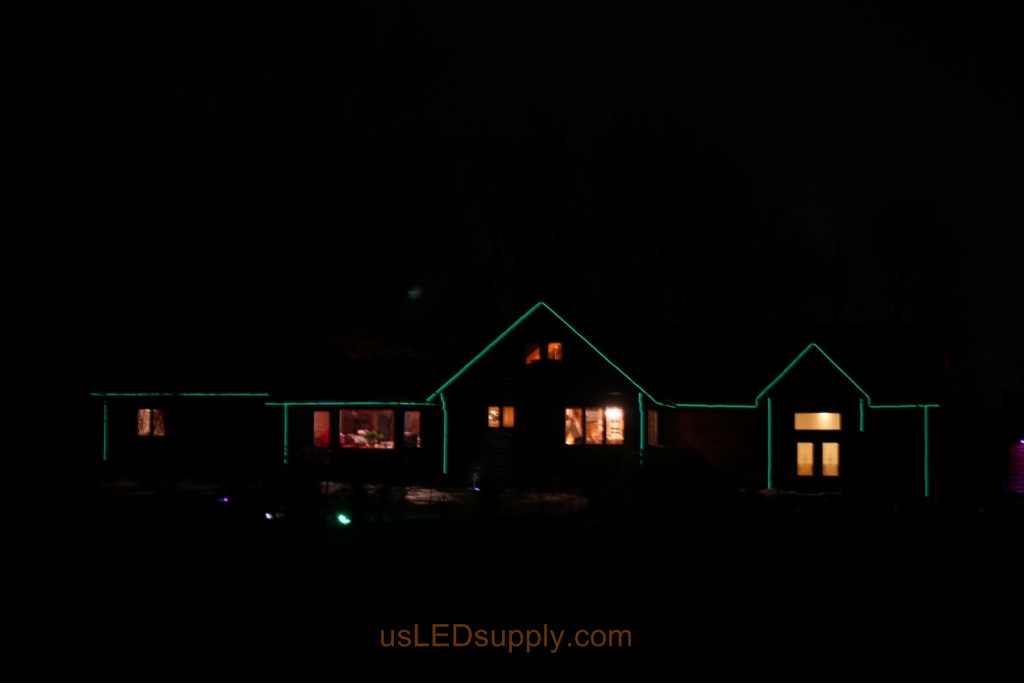 Dim setting for the LED House Outline uses 15 watts of power.