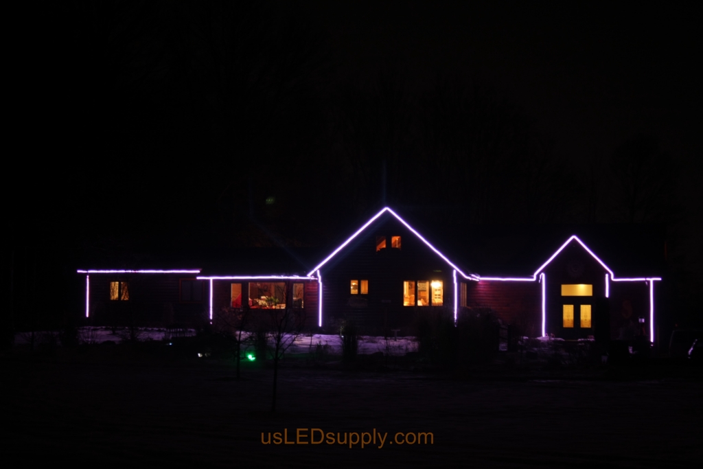 Bright setting for the LED House Outline uses 150 watts of power.