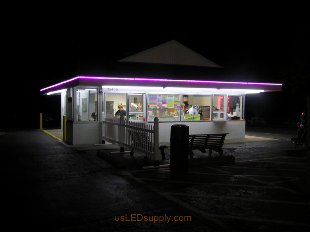 Ice Cream Shop uses RGB LED Strips to outline their roof in place of neon lights.