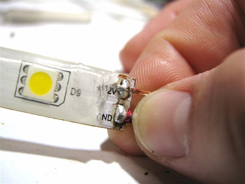 Pull of the sheaths from these wires.